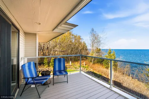 1759 Silver Cliff Lane Two Harbors MN 55616