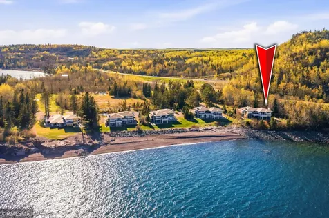 1759 Silver Cliff Lane Two Harbors MN 55616