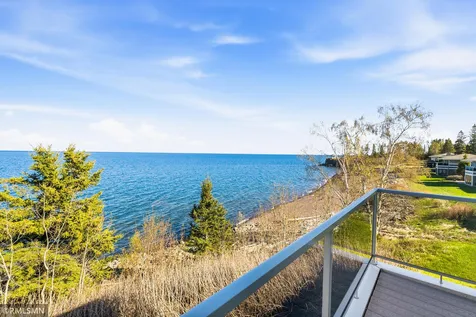 1759 Silver Cliff Lane Two Harbors MN 55616