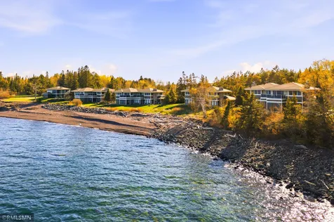 1759 Silver Cliff Lane Two Harbors MN 55616