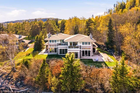 1759 Silver Cliff Lane Two Harbors MN 55616