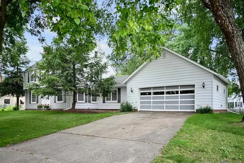 657 Market Street Winona MN 55987