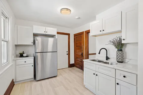 3850 Colfax Avenue N Minneapolis MN 55412