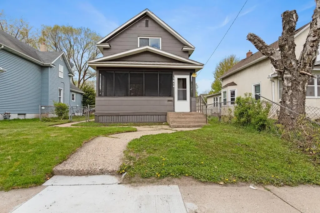 3819 N 6th Street Minneapolis MN 55412
