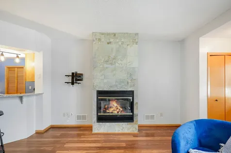 506 Lovell Avenue Roseville MN 55113
