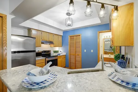 506 Lovell Avenue Roseville MN 55113