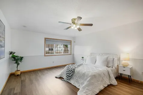 506 Lovell Avenue Roseville MN 55113