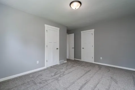 2104 Fair Street Mankato MN 56001