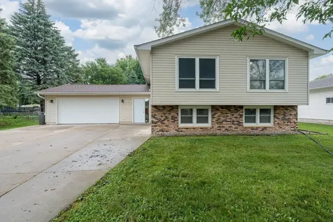 2104 Fair Street Mankato MN 56001