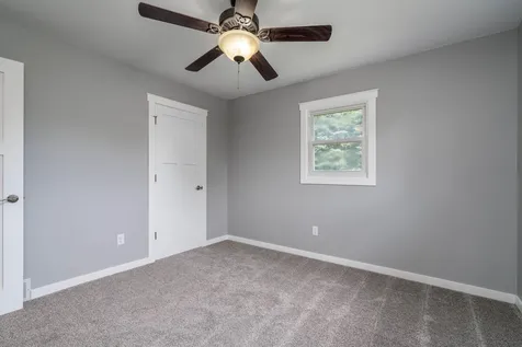 2104 Fair Street Mankato MN 56001