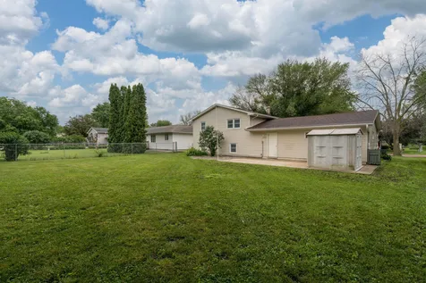 2104 Fair Street Mankato MN 56001