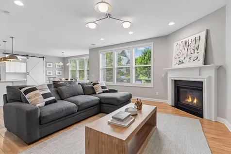 11236 Whitewater Drive Woodbury MN 55129