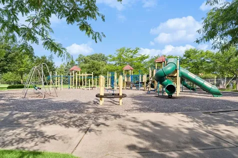 11236 Whitewater Drive Woodbury MN 55129