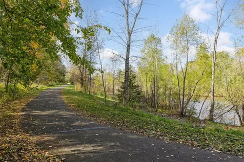 11236 Whitewater Drive Woodbury MN 55129