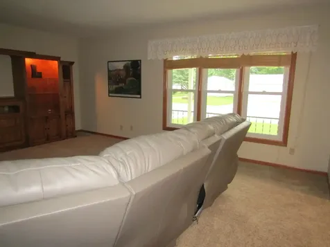 407 Eichelberger Avenue Montevideo MN 56265