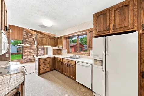 1017 9th Street Gaylord MN 55334