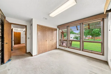 1017 9th Street Gaylord MN 55334