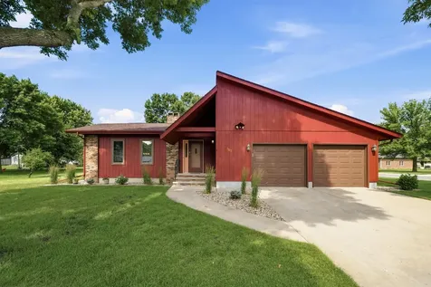 1017 9th Street Gaylord MN 55334