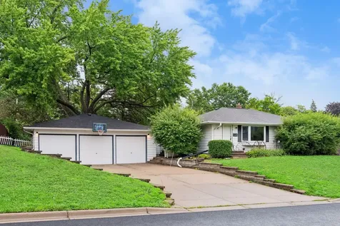 3319 75th Street E Inver Grove Heights MN 55076
