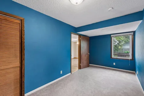 3319 75th Street E Inver Grove Heights MN 55076