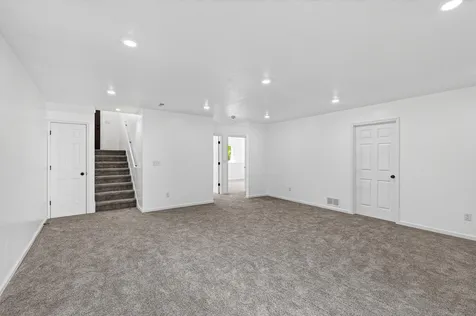 926 Galtier Street Saint Paul MN 55117