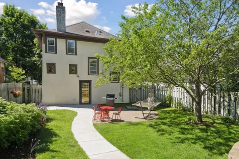 2221 Selby Avenue Saint Paul MN 55104