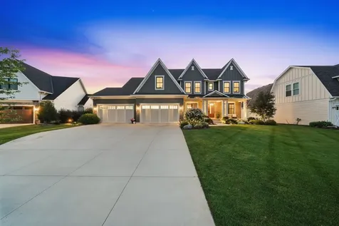 5880 Prestwick Court Excelsior MN 55331