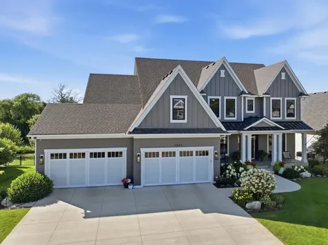 5880 Prestwick Court Excelsior MN 55331