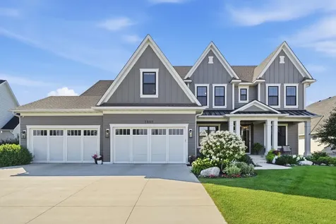 5880 Prestwick Court Excelsior MN 55331
