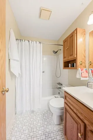 130 E Demont Avenue E Little Canada MN 55117