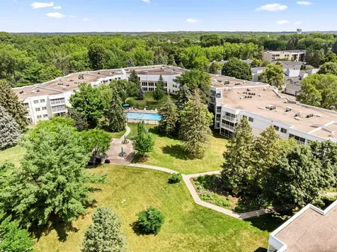 130 E Demont Avenue E Little Canada MN 55117