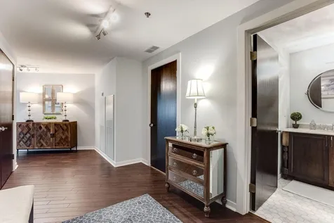 1240 S 2nd Street Minneapolis MN 55415