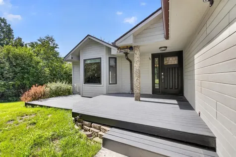 16433 224th Avenue NW Elk River MN 55330