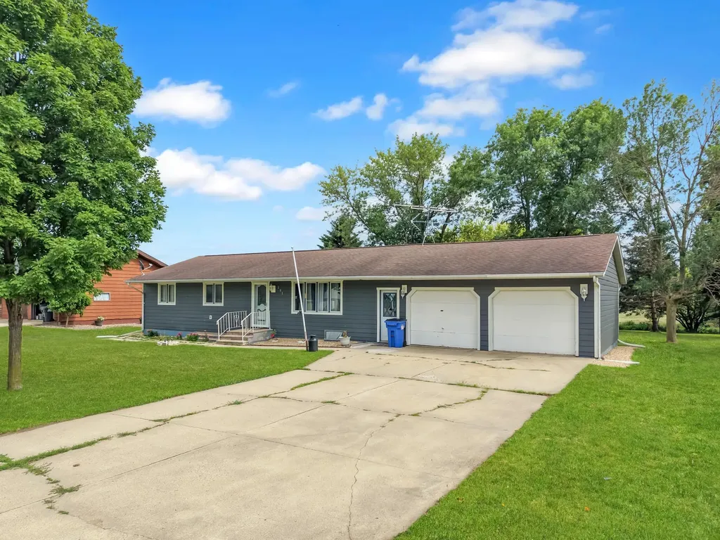 201 Main Avenue Chandler MN 56122