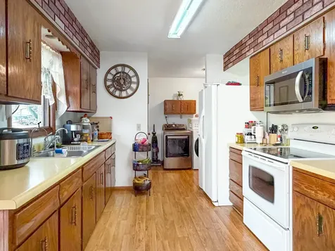 201 Main Avenue Chandler MN 56122