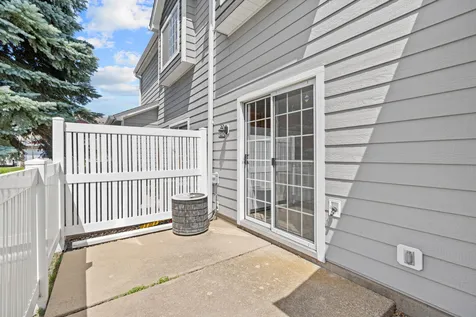 623 Mariner Way Woodbury MN 55129