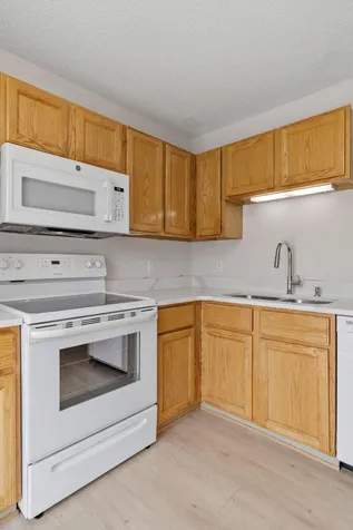 623 Mariner Way Woodbury MN 55129