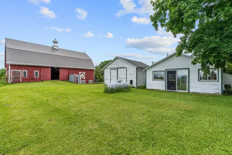 34501 Vista Road Taylors Falls MN 55084
