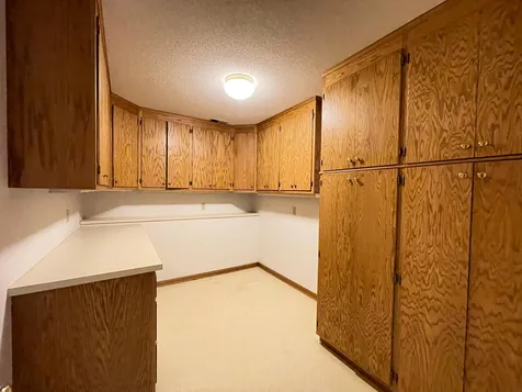 13701 Wood Lane Hopkins MN 55305