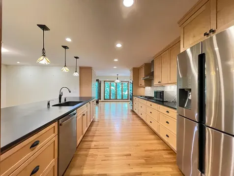 13701 Wood Lane Hopkins MN 55305
