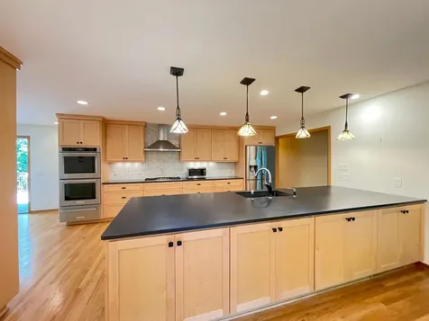 13701 Wood Lane Hopkins MN 55305