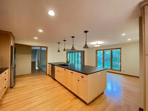 13701 Wood Lane Minnetonka MN 55305