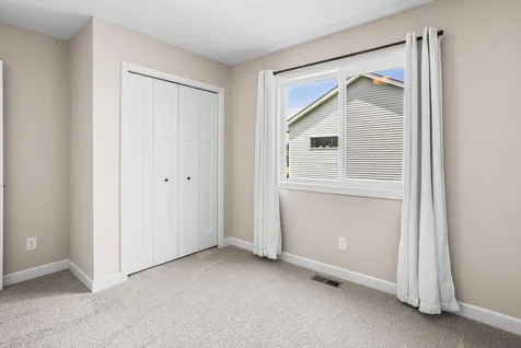1622 Oak Ridge Street Hanover MN 55341