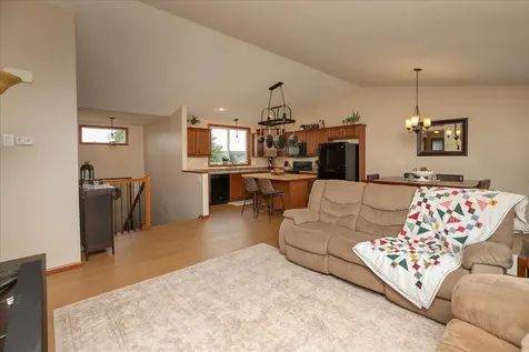 5451 Castleview Drive NW Rochester MN 55901