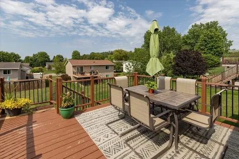 5451 Castleview Drive NW Rochester MN 55901