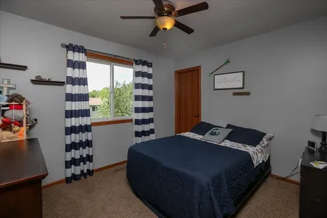 5451 Castleview Drive NW Rochester MN 55901