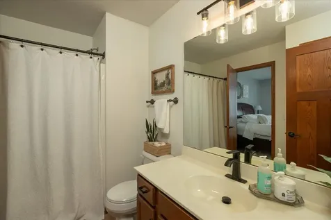 5451 Castleview Drive NW Rochester MN 55901