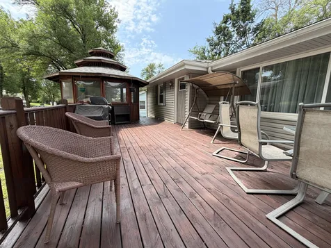 598 Prospect Avenue Windom MN 56101