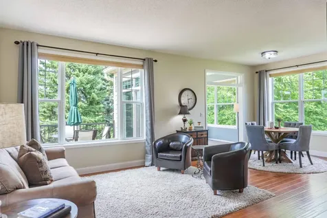 988 Daylily Drive Victoria MN 55386