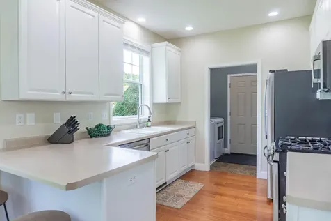 988 Daylily Drive Victoria MN 55386